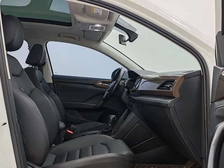 Volkswagen Tharu 2021 2021款 280TSI 两驱豪华版PLUS