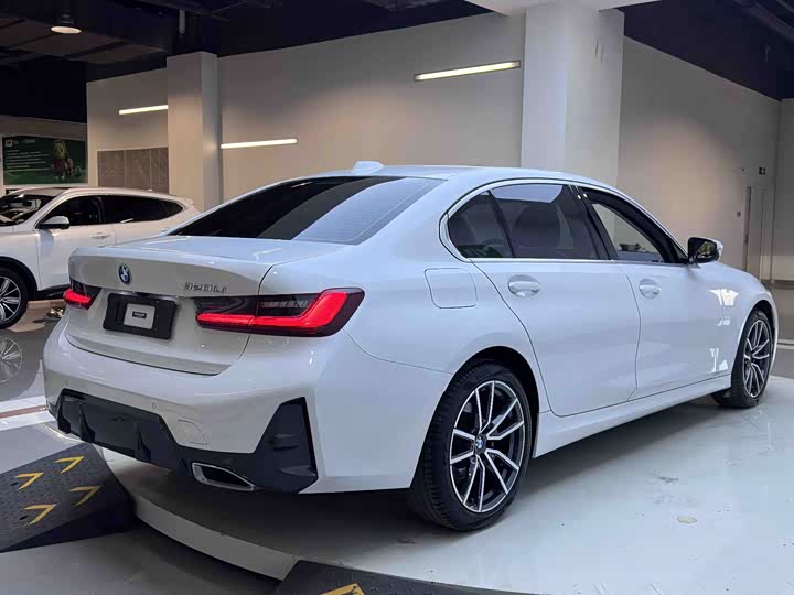 Фото 6 - BMW 3 Series