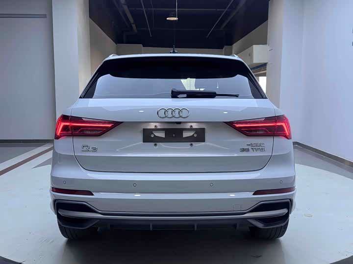 Zdjęcie 5 - Audi Q3