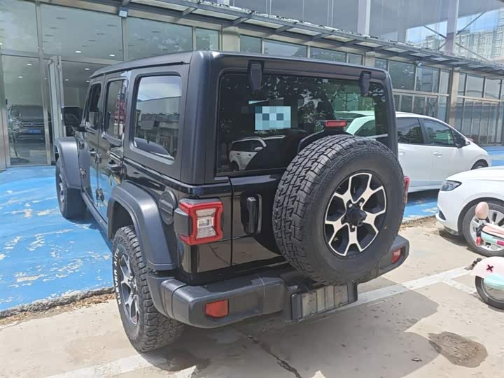 Jeep Wrangler 2021 2021款 2.0T 罗宾汉四门版