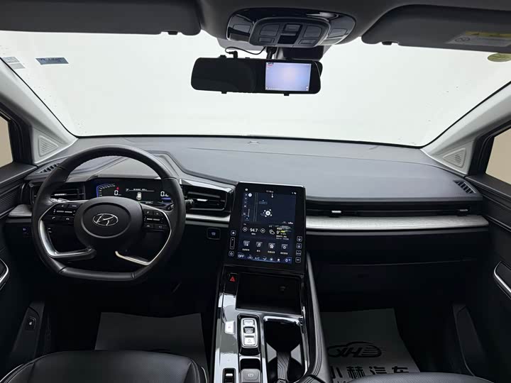 Hyundai Custo 2024 2024款 270TGDi LUX 尊贵版