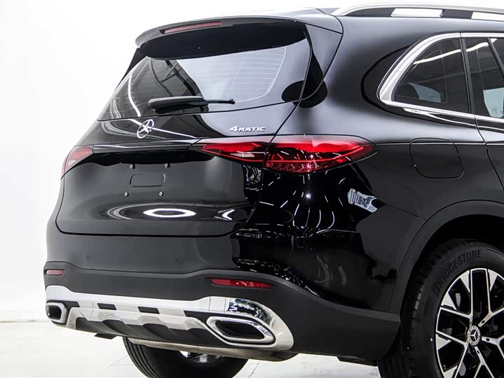 Mercedes-Benz GLC-Class 2026 2026款 GLC 260 L 4MATIC 经典版