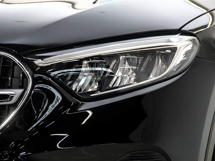 Mercedes-Benz GLC-Class 2026 2026款 GLC 260 L 4MATIC 经典版