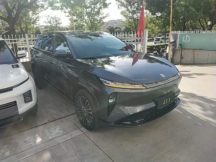 Dongfeng Aeolus L8 2025 2025款 185KM梦想版