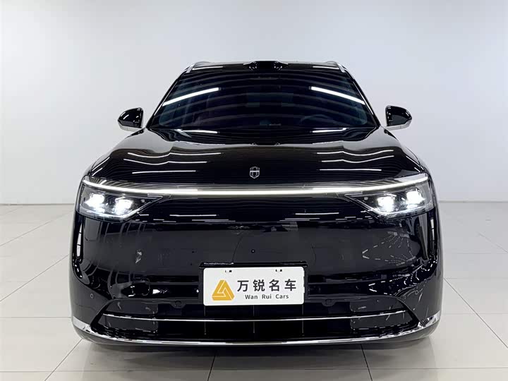 Aito M8 2025 2025款 增程 Max+版 53.4kWh 5座版 (192线激光雷达）