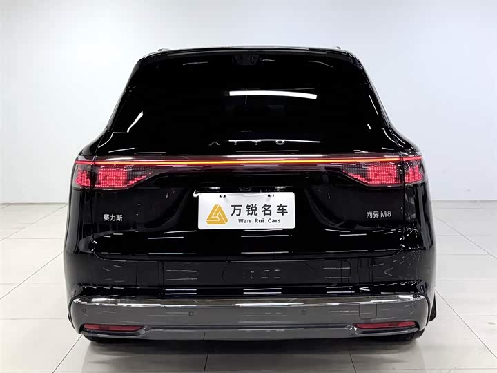 Aito M8 2025 2025款 增程 Max+版 53.4kWh 5座版 (192线激光雷达）