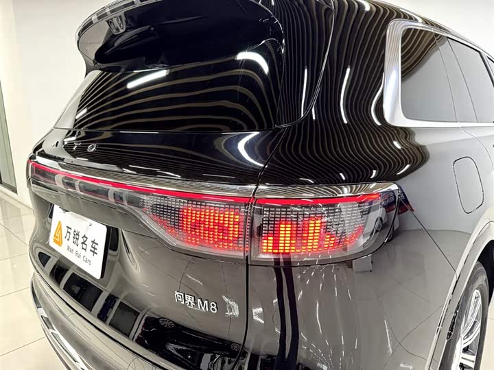 Aito M8 2025 2025款 增程 Max+版 53.4kWh 5座版 (192线激光雷达）