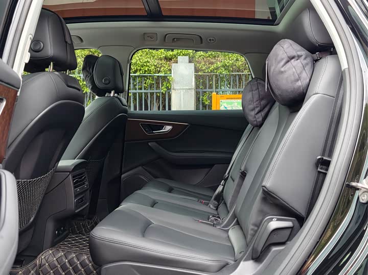 Audi Q7 2024 2024款 45 TFSI quattro S line运动型