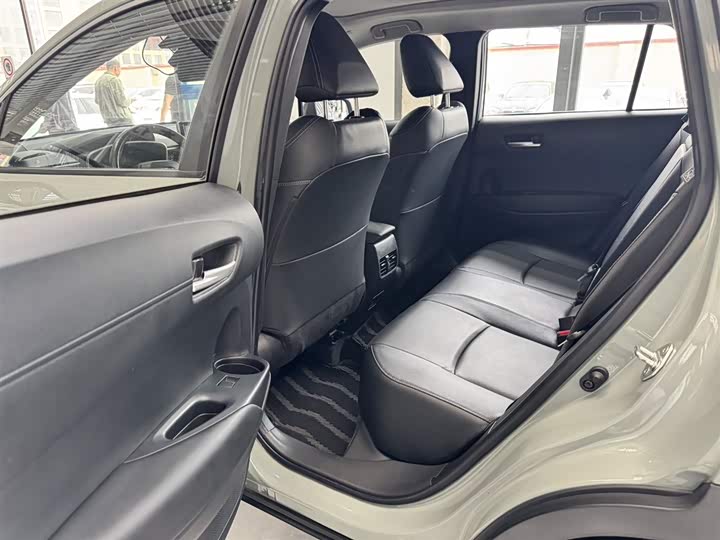 Фото 6 - Toyota Corolla Cross