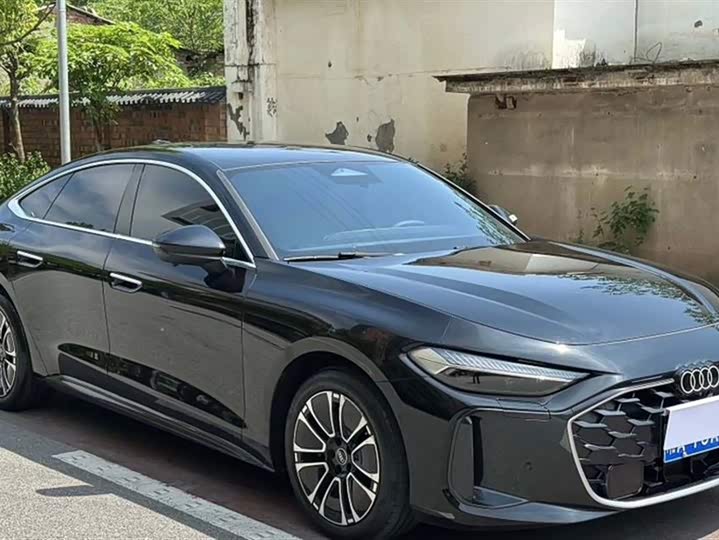 Фото 2 - Audi A5L Sportback