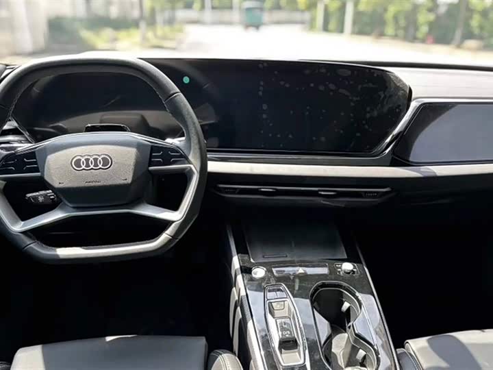 Фото 3 - Audi A5L Sportback
