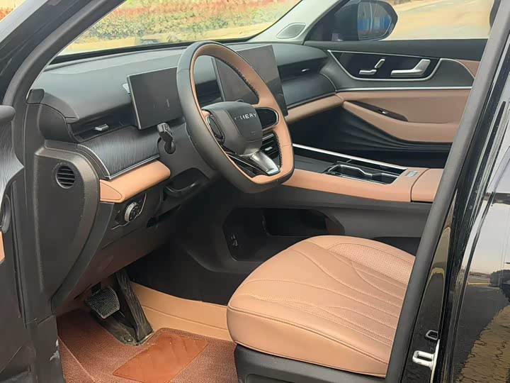 Chery Tiggo 8L 2024 2024款 2.0T 两驱豪华版 5座