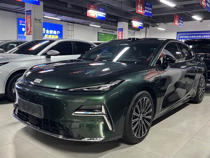 2025 Geely Galaxy Starshine 8 EM-i