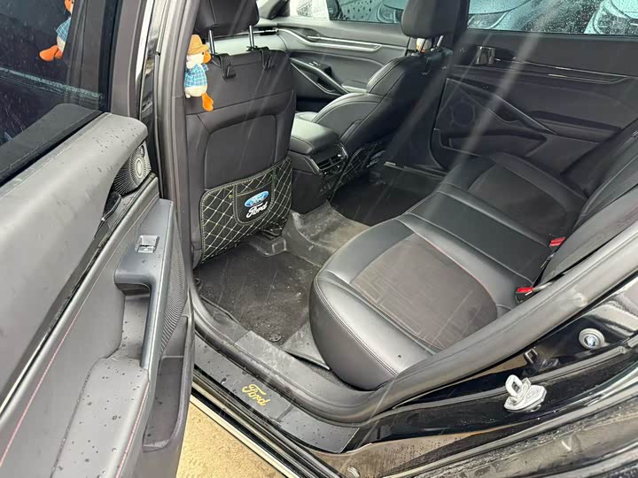 Ford Mondeo 2025 2025款 1.5T EcoBoost 舒雅型