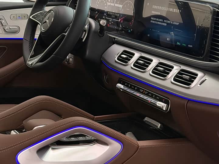 Mercedes-Benz GLS-Class 2026 2026款 GLS 450 4MATIC 动感型