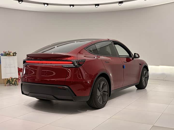 Tesla Model Y 2026 2026款 后轮驱动版