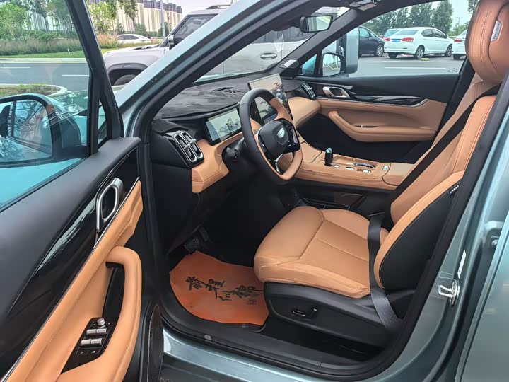 Geely Atlas L 2025 2025款 第四代 1.5TD DCT 山河