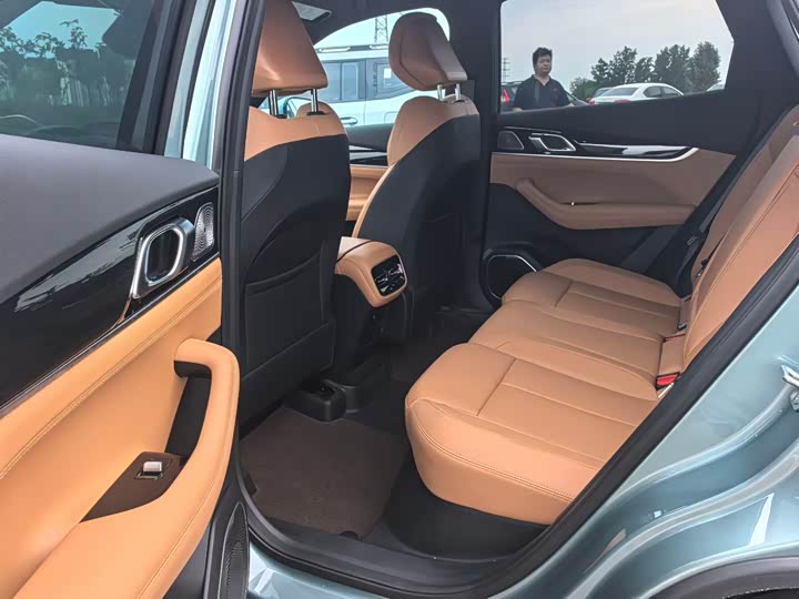 Geely Atlas L 2025 2025款 第四代 1.5TD DCT 山河