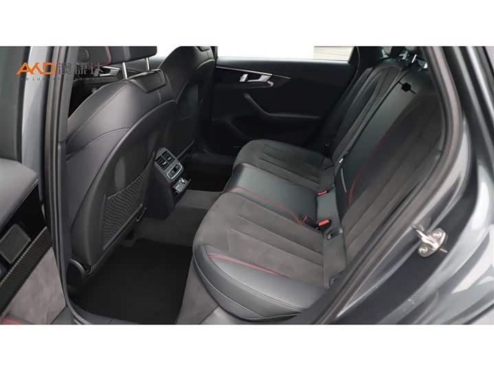 Audi A4L 2025 2025款 200万辆悦享版 45 TFSI quattro 臻选动感型