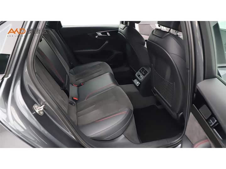 Audi A4L 2025 2025款 200万辆悦享版 45 TFSI quattro 臻选动感型
