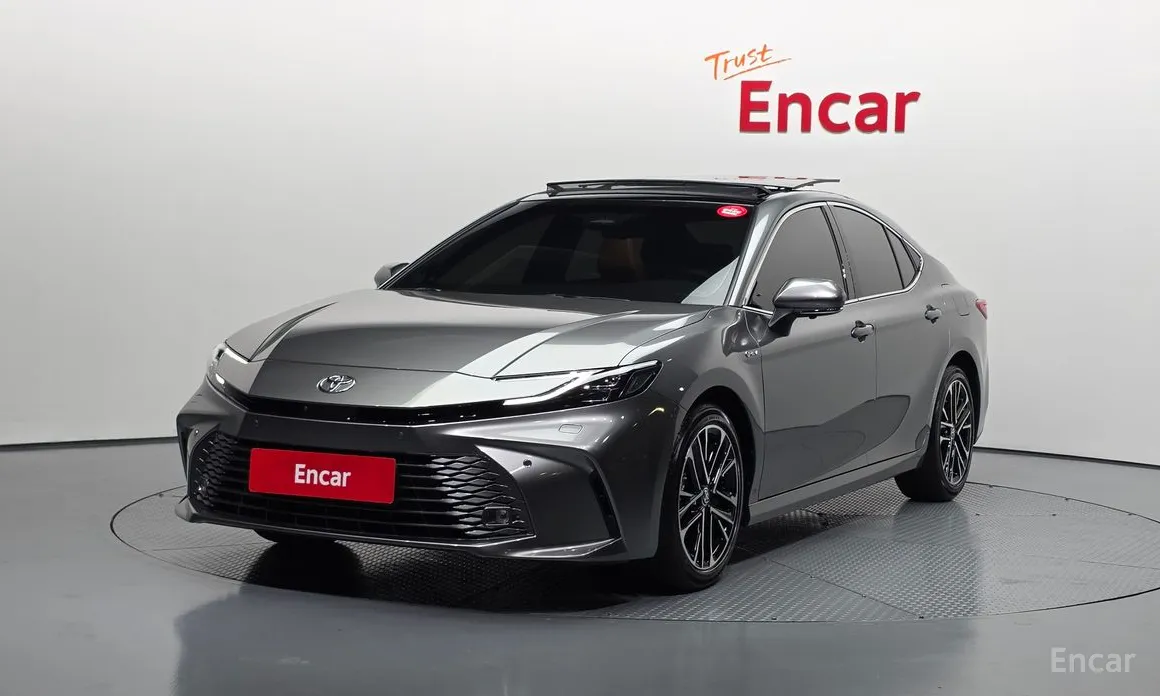 Toyota Camry 2024 2.5 XLE Premium Hybrid