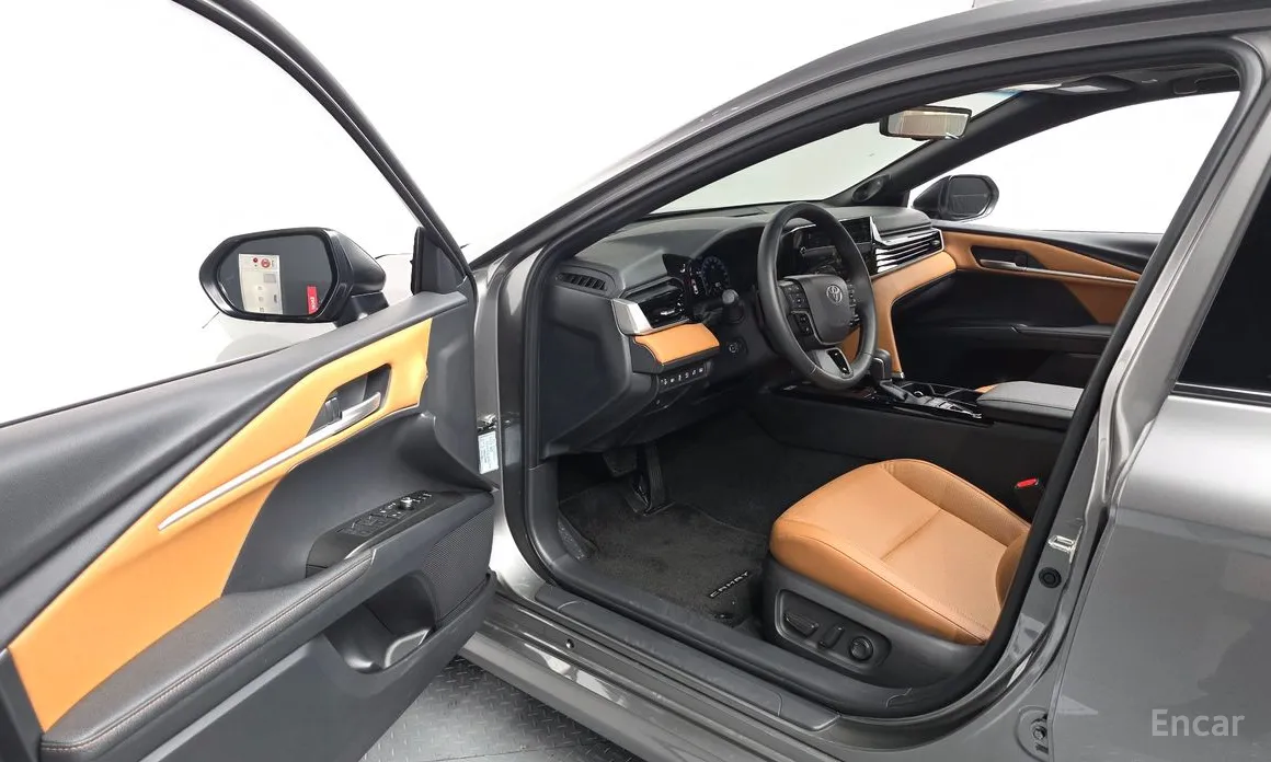 Toyota Camry 2024 2.5 XLE Premium Hybrid