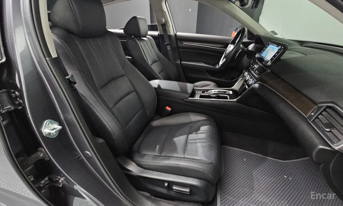 Honda Accord 2018 2.0 Hybrid Touring