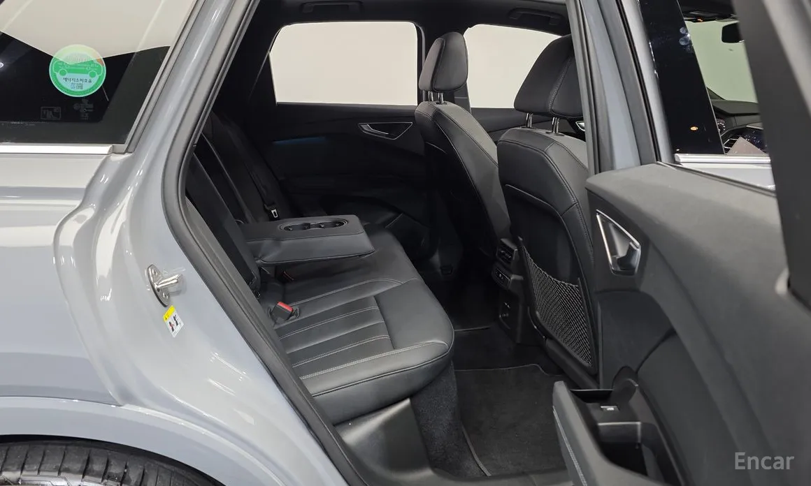 Audi Q4 e-tron 2022 40