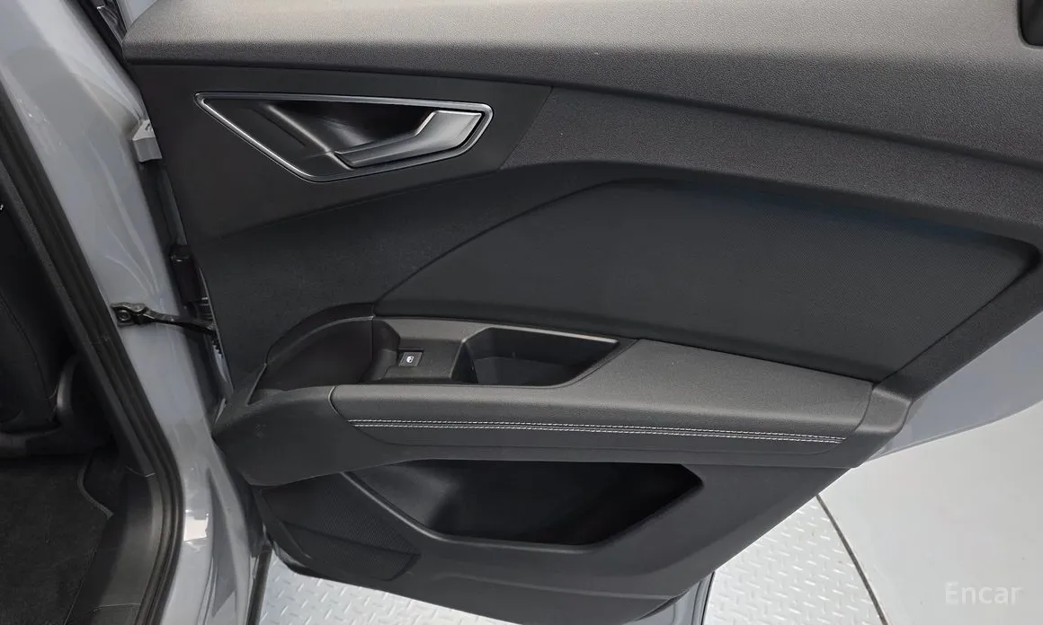 Audi Q4 e-tron 2022 40