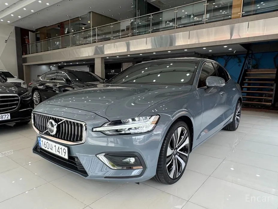 2019 Volvo S60