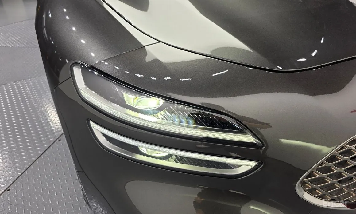 Photo 22 - Genesis G70
