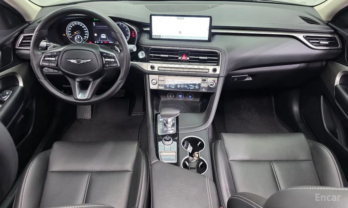 Photo 7 - Genesis G70