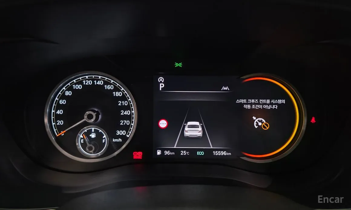 Photo 8 - Genesis G70
