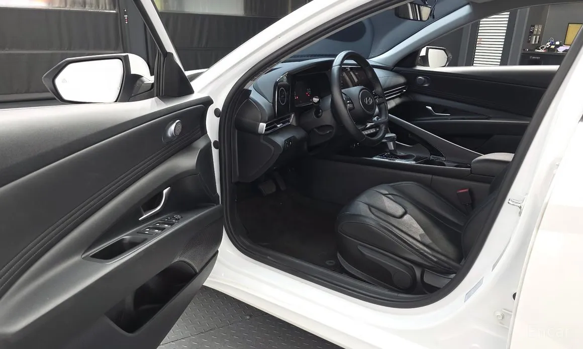 Hyundai Avante 2023 1.6 LPi (Rent car)