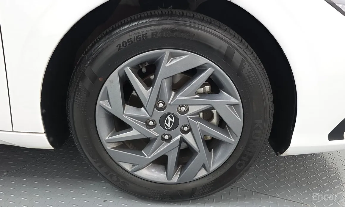 Hyundai Avante 2023 1.6 LPi (Rent car)