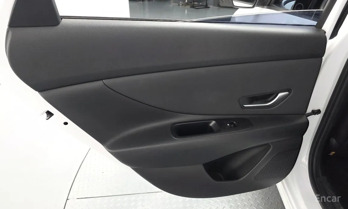Hyundai Avante 2023 1.6 LPi (Rent car)