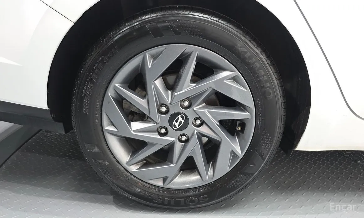 Hyundai Avante 2023 1.6 LPi (Rent car)