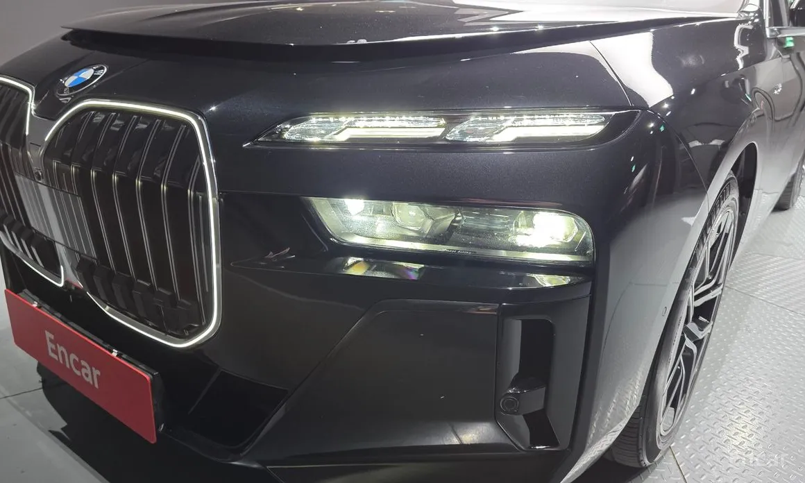 BMW 7 Series 2022 740i sDrive M Sport