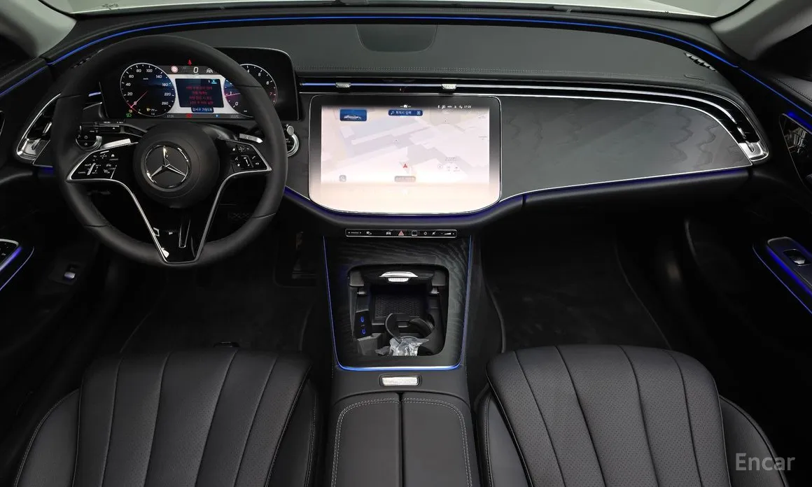 Mercedes-Benz E-Class 2024 E200 Avantgarde