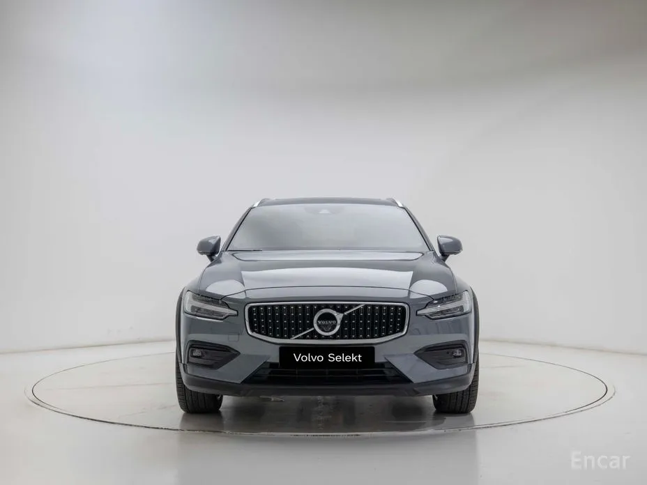 Фото 3 - Volvo V60