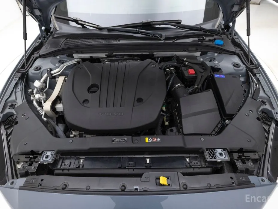 Фото 6 - Volvo V60