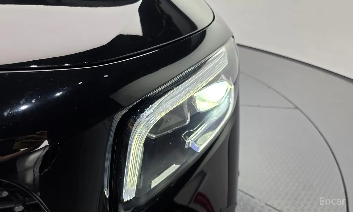 Mercedes-Benz GLB-Class 2020 GLB250 4MATIC