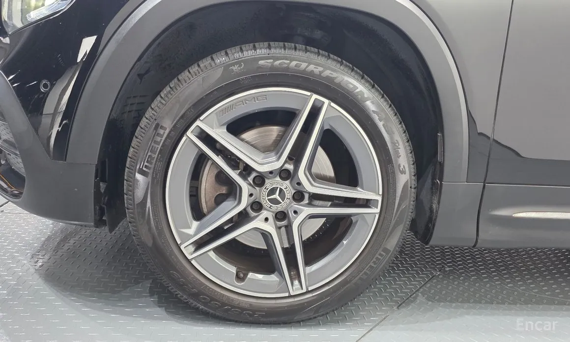 Mercedes-Benz GLB-Class 2020 GLB250 4MATIC