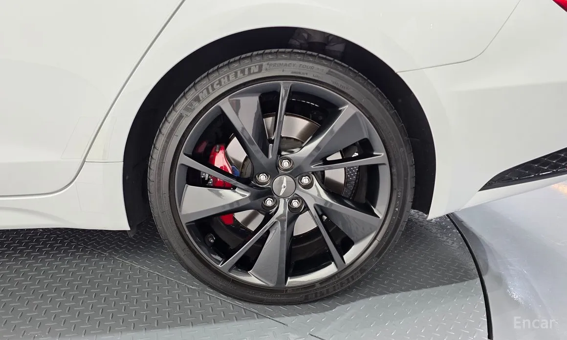 Genesis G70 2020 Gasoline 3.3T 4WD