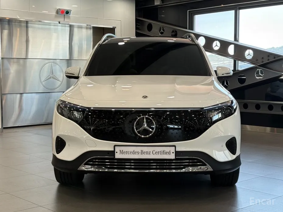 2022 Mercedes-Benz EQB