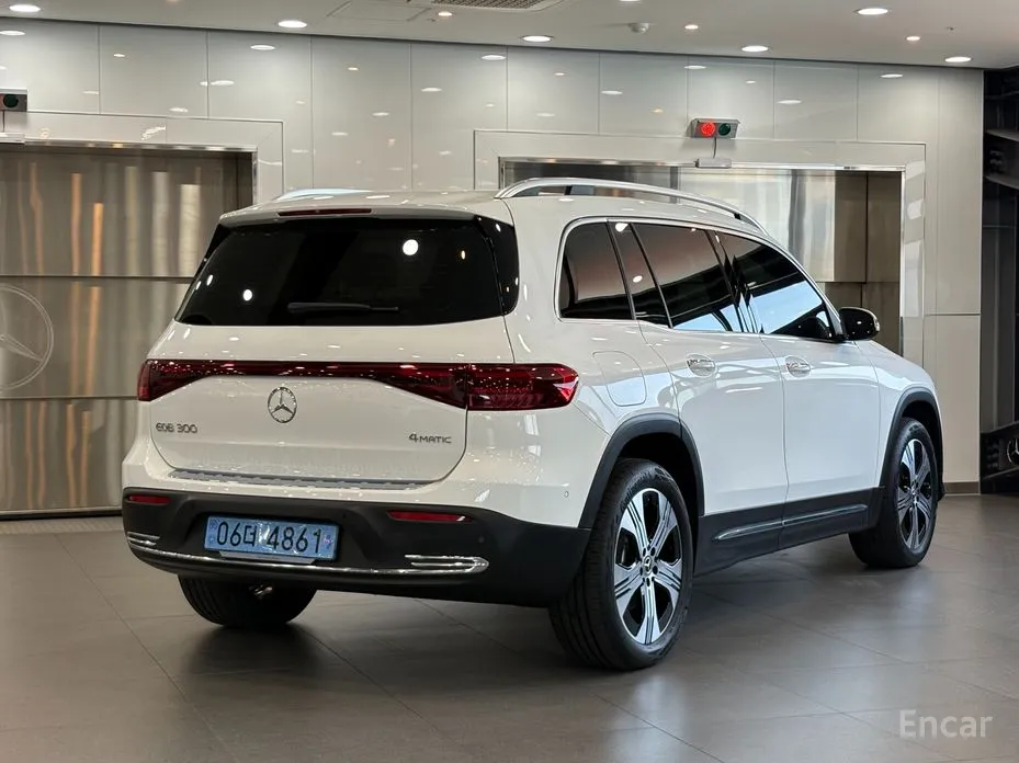 2022 Mercedes-Benz EQB