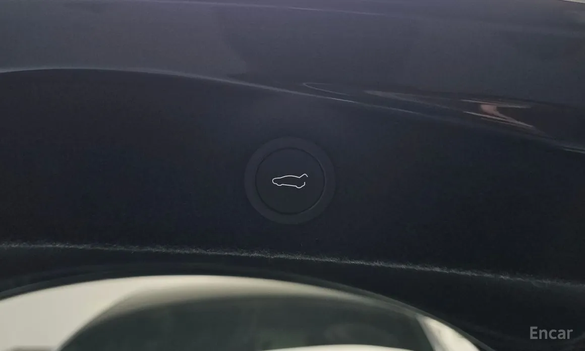 Фото 39 - Tesla Model 3