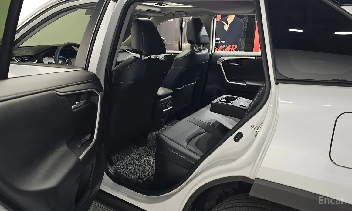Toyota RAV4 2019 2,5 4WD Hybrid LTD