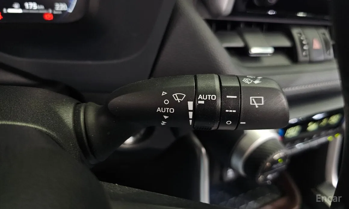 Toyota RAV4 2019 2,5 4WD Hybrid LTD