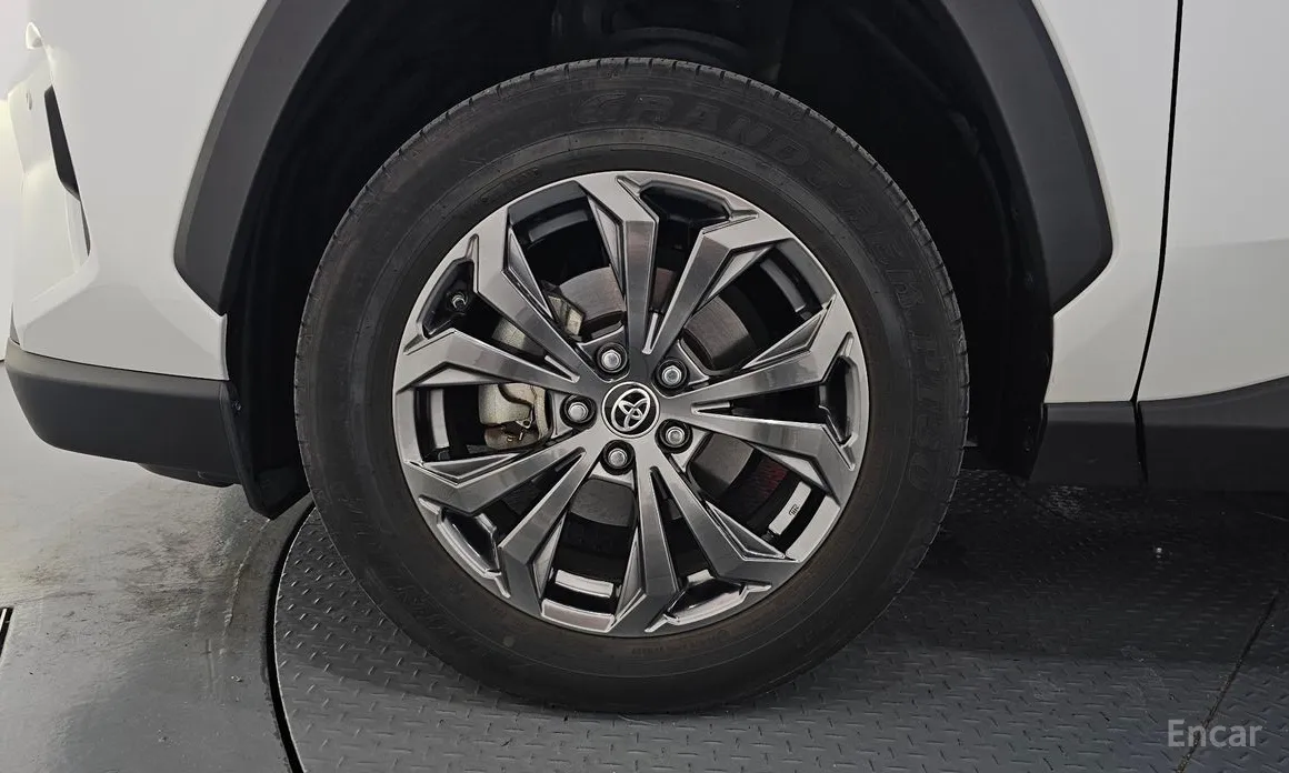 Toyota RAV4 2019 2,5 4WD Hybrid LTD